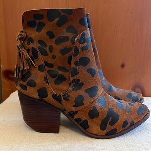 Matisse Laney Western Leopard Print Ankle Boots